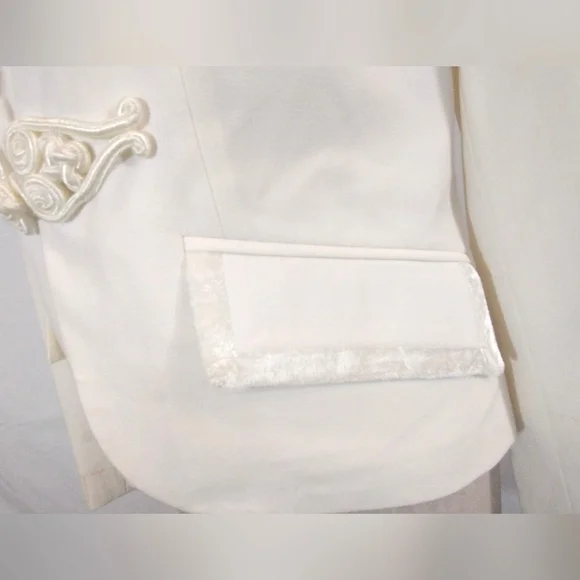 Apostrophe Women Blazer, Ivory, Spread Collar Velour Trim Pckts/Embroid Bttn,6-8 - Picture 9 of 13